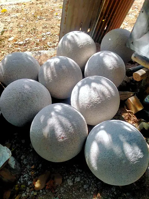 Granite garden balls